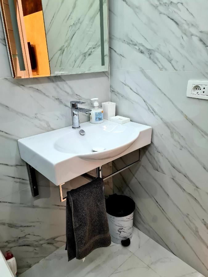 Deluxe Apartment In City Center يريفان المظهر الخارجي الصورة